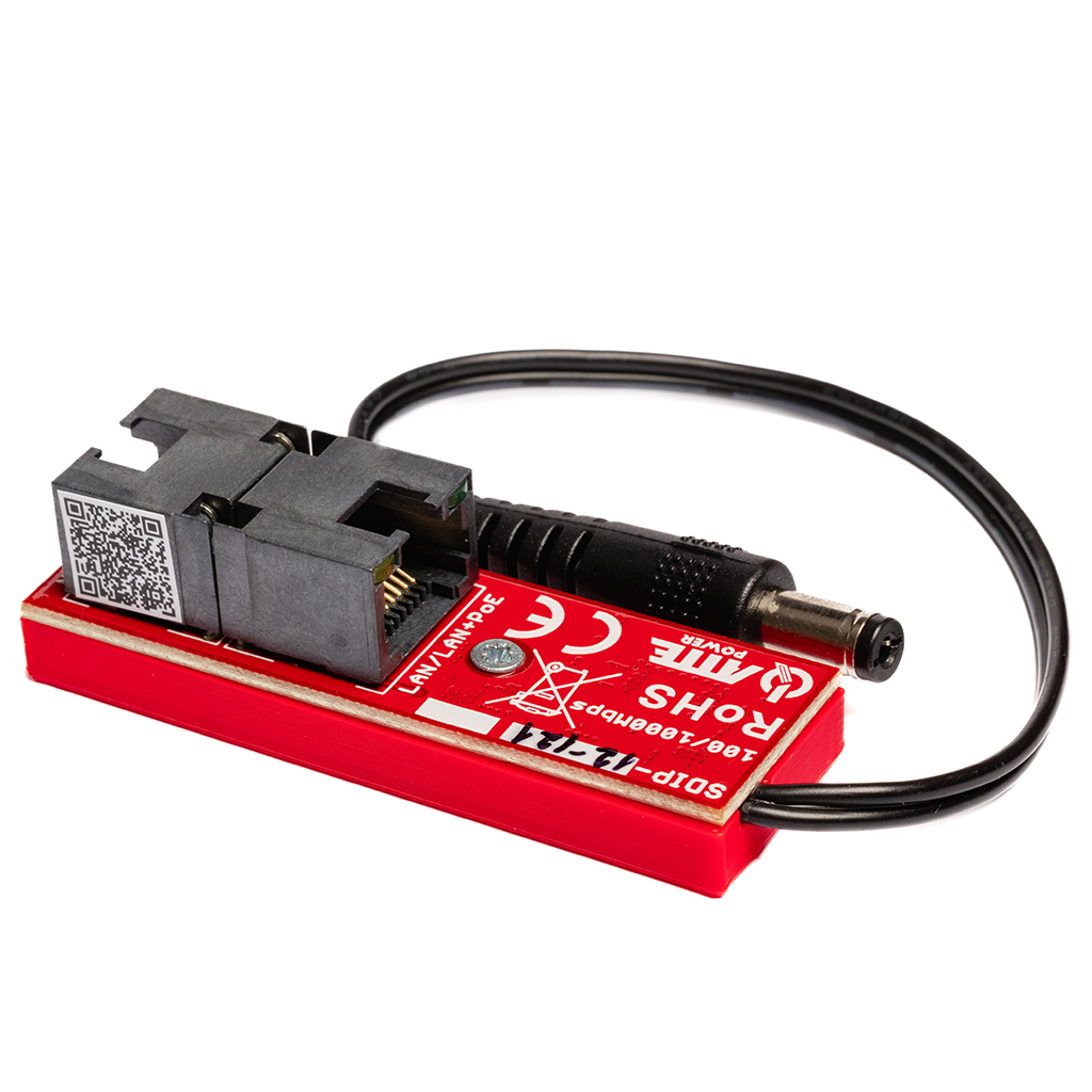 Gigabit PoE adapter reducing voltage to 12V