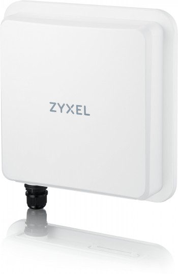 ZyXEL FWA710, 5G outdoor router,standalone/Nebula with1y Nebula Pro license, 2.5G LAN